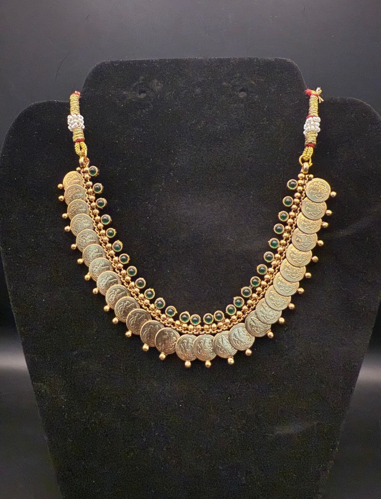 Green stone Kaashi Mala